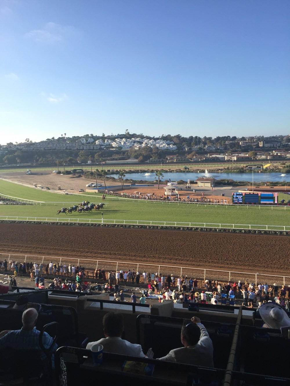 75D8B426-678B-4D28-A3D2-F5C212E75DA1