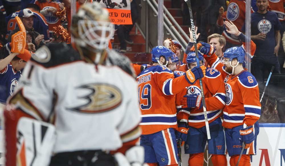 la-sp-ducks-oilers-20170507