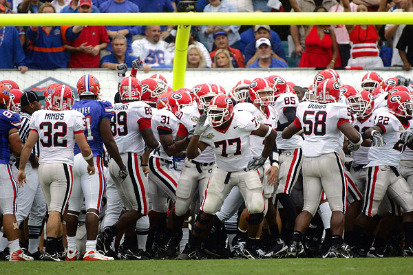 dawgs-gators-fight