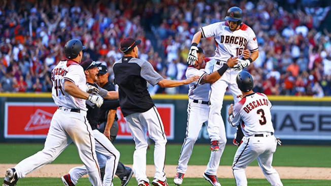 usa-diamondbacks-celebrate-opening-day